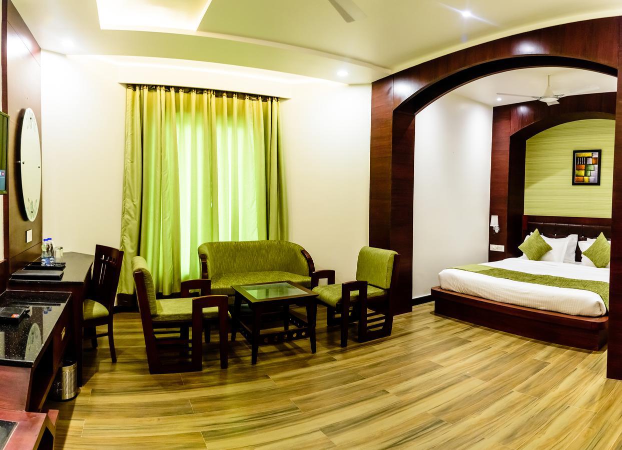 فندق كونارك جراند Mirzāpur المظهر الخارجي الصورة